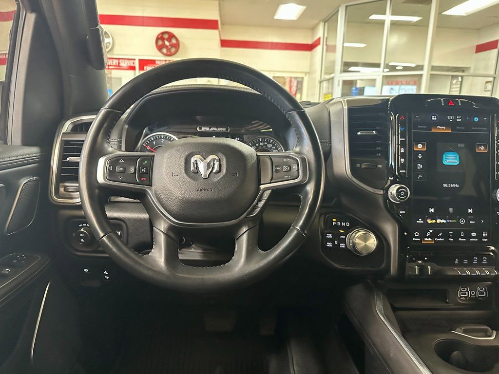 Used 2022 RAM 1500 Laramie AWD/4WD image 16