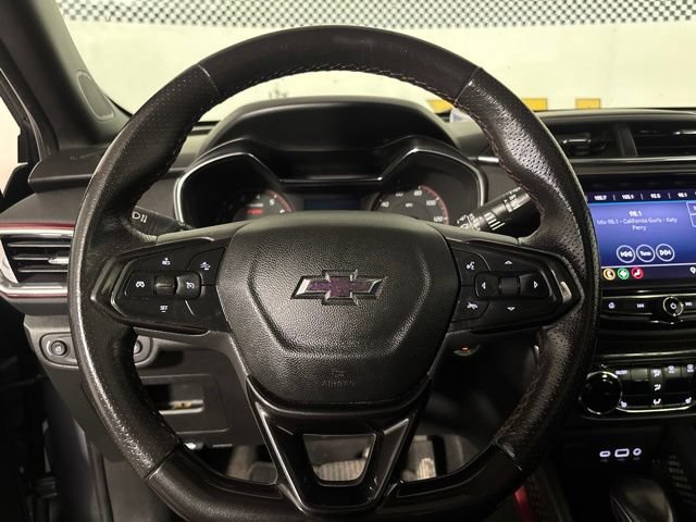 Used 2021 Chevrolet TrailBlazer RS w/ Sun and Liftgate Package FWD image 25