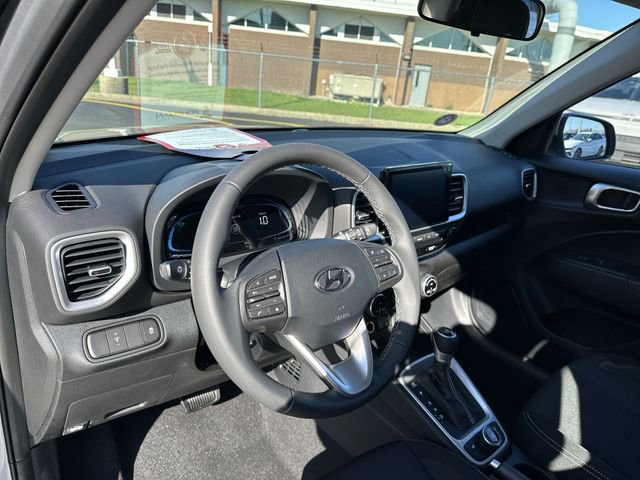 New 2026 Hyundai Venue SEL FWD image 20