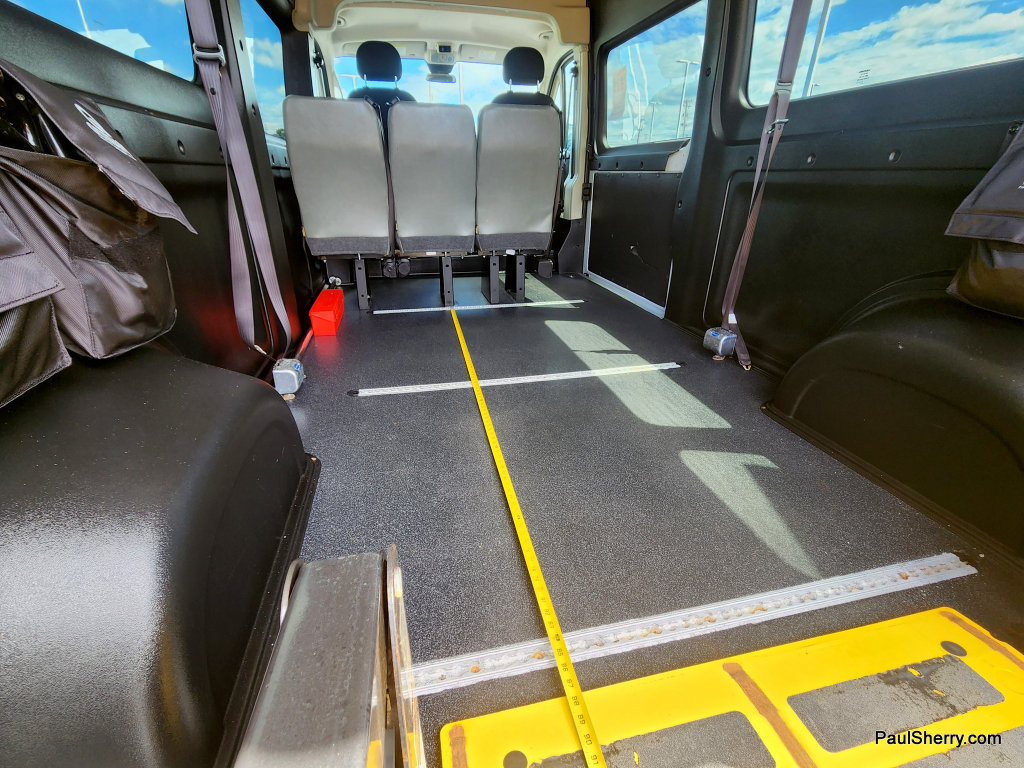 Used 2021 RAM ProMaster 2500 w/ Premium Appearance Group FWD image 34