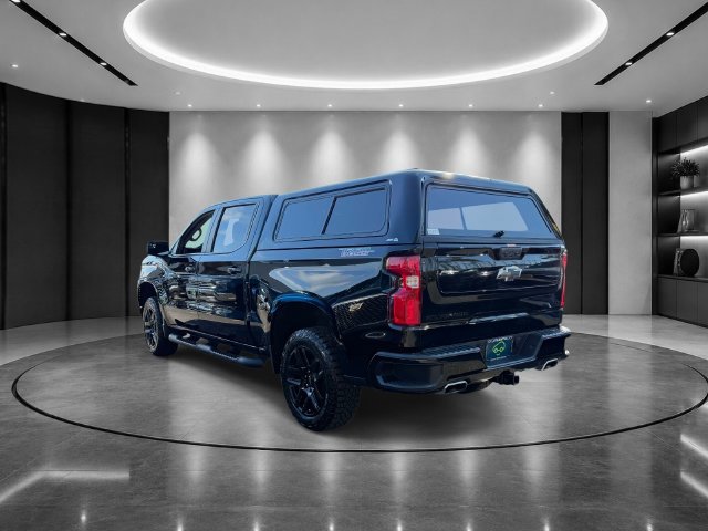 Used 2024 Chevrolet Silverado 1500 LT Trail Boss w/ Convenience Package II AWD/4WD image 4