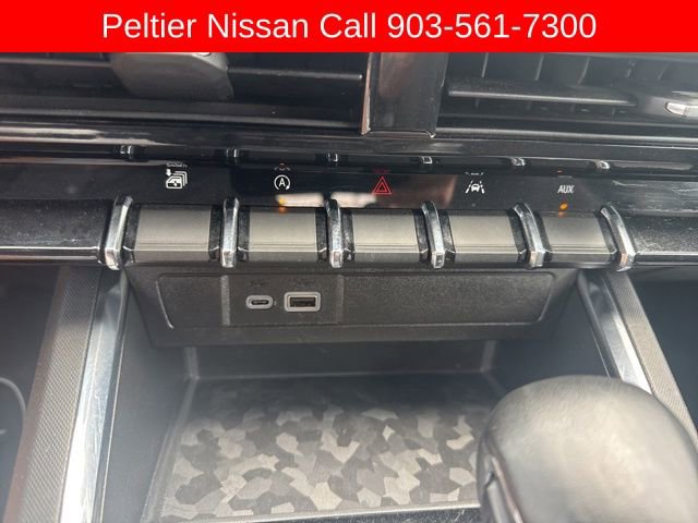 Used 2024 GMC Canyon Elevation w/ Convenience Package image 18