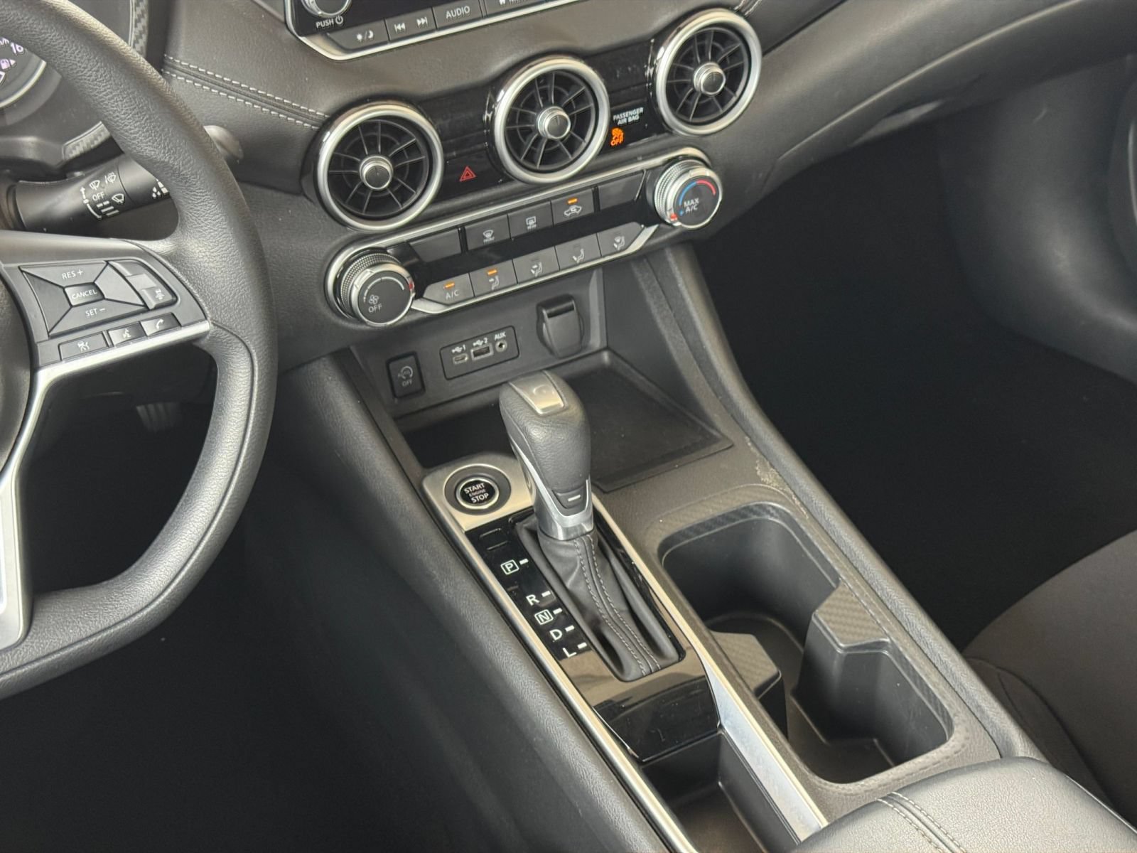 Used 2025 Nissan Sentra SV FWD image 39