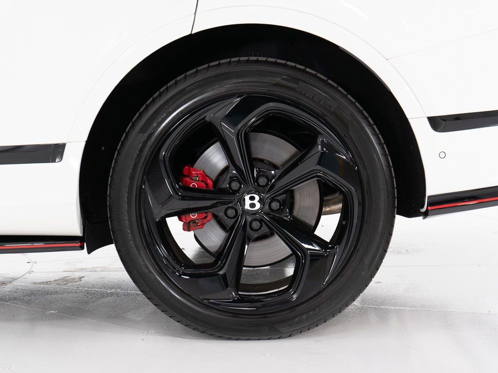 Certified 2025 Bentley Bentayga image 45