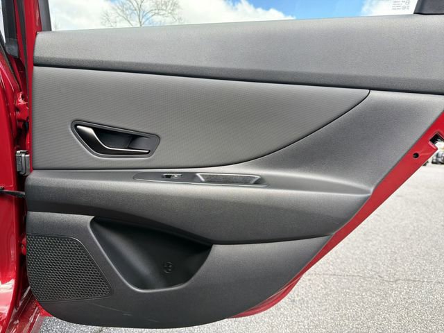 Certified 2025 Hyundai Elantra Sport image 16