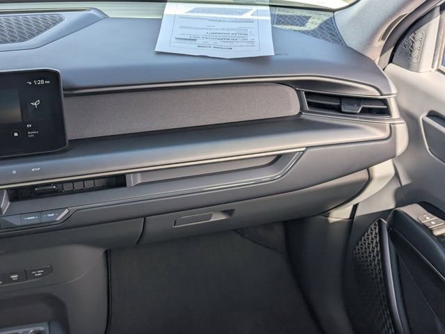 Used 2025 Kia EV9 Wind image 17