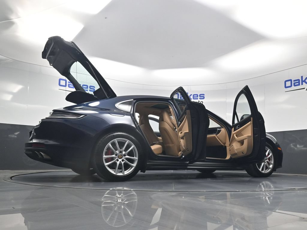 Used 2023 Porsche Panamera 4S w/ Premium Package AWD/4WD image 61