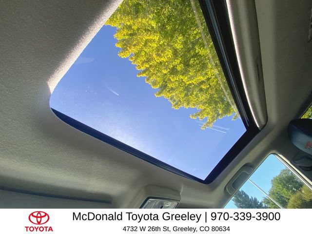 Used 2020 Toyota 4Runner Venture w/ Moonroof Package AWD/4WD image 22