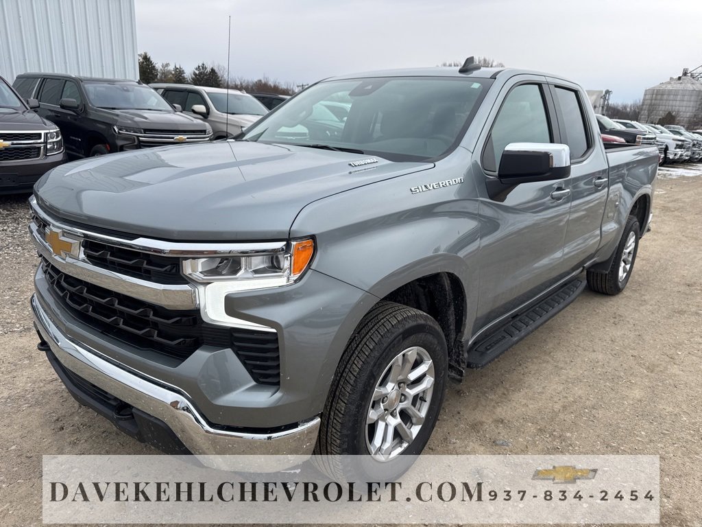 Used 2025 Chevrolet Silverado 1500 LT image 10