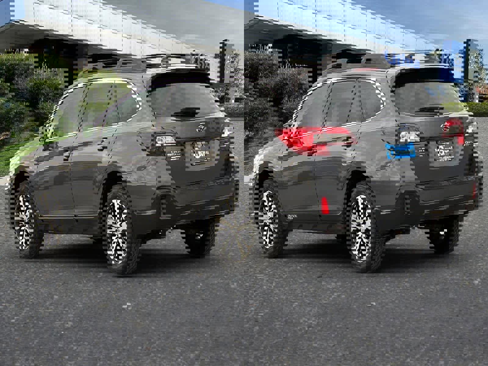 Used 2019 Subaru Outback 2.5i Limited w/ Popular Package #2 image 6