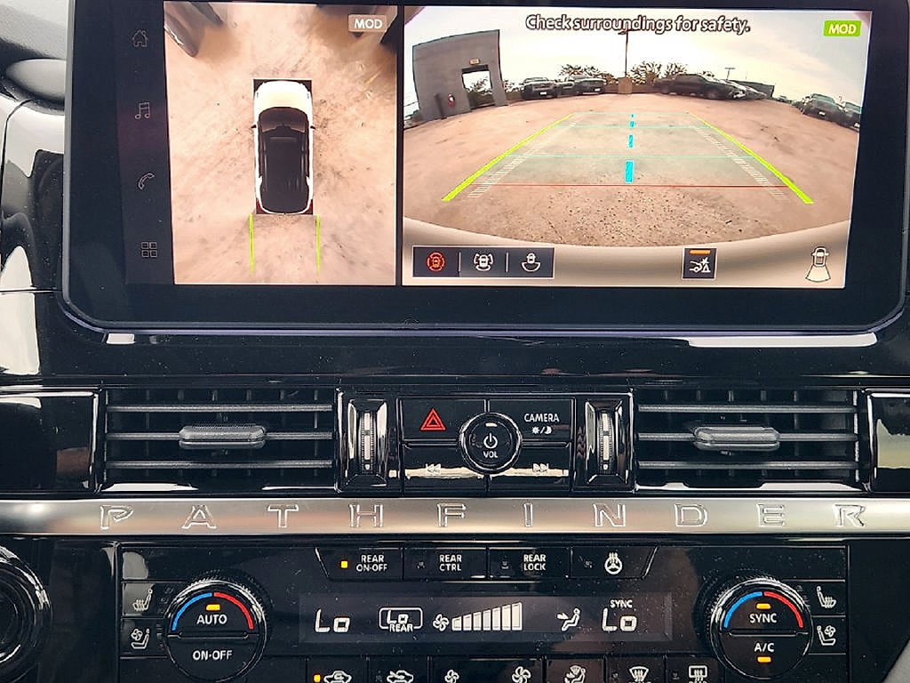 New 2026 Nissan Pathfinder Platinum AWD/4WD image 17