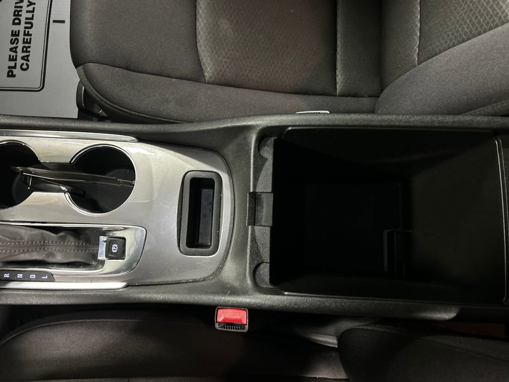 Used 2024 Chevrolet Malibu LT w/ Sport Edition image 21