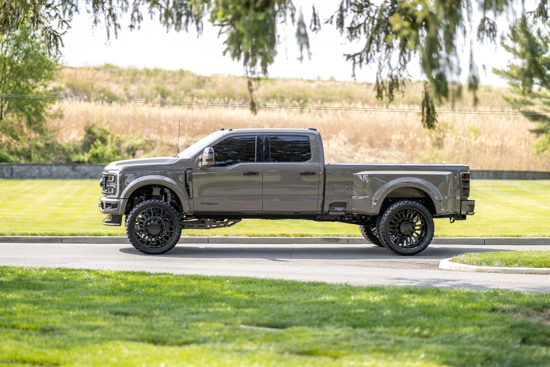 Used 2026 Ford F450 King Ranch w/ Chrome Package AWD/4WD image 9