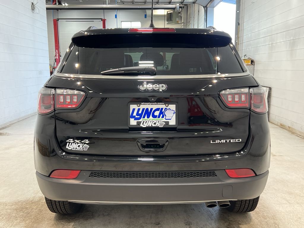 Used 2022 Jeep Compass Limited image 37