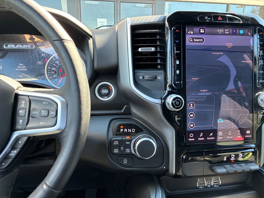 Used 2025 RAM 1500 Big Horn AWD/4WD image 16