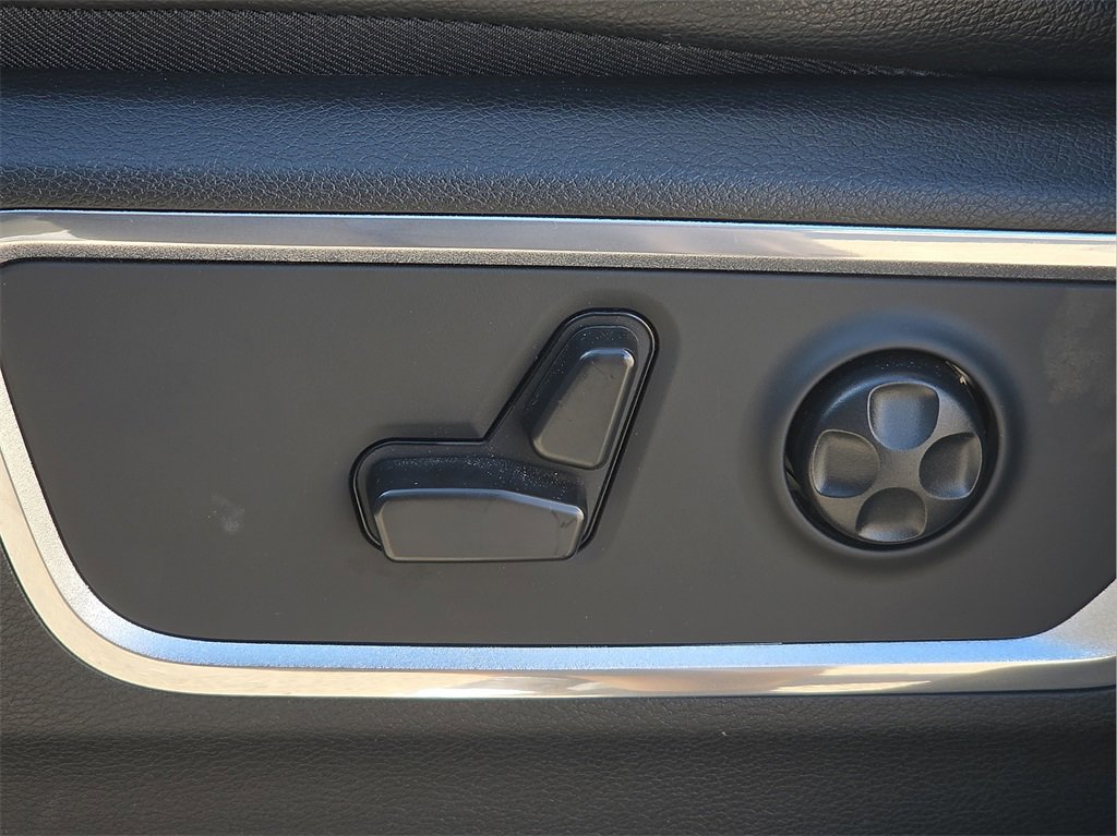 Used 2021 RAM 1500 Laramie image 19