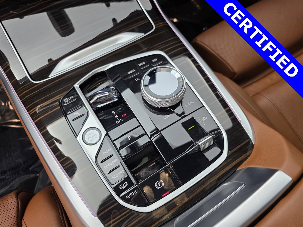 Used 2025 BMW X7 M60i image 24