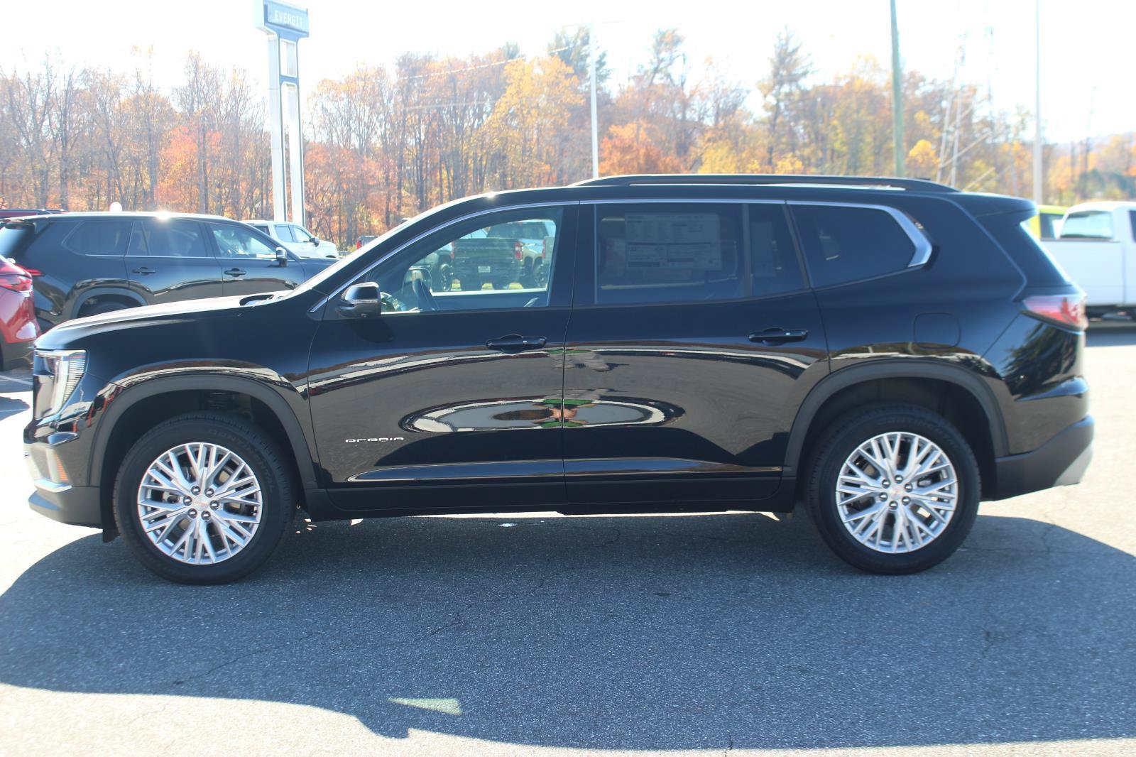 New 2025 GMC Acadia Elevation w/ Elevation Premium Package FWD image 4