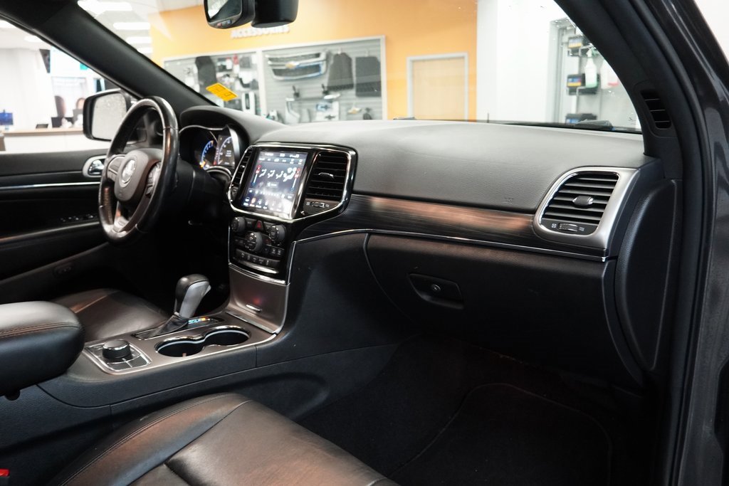 Used 2020 Jeep Grand Cherokee Limited image 36