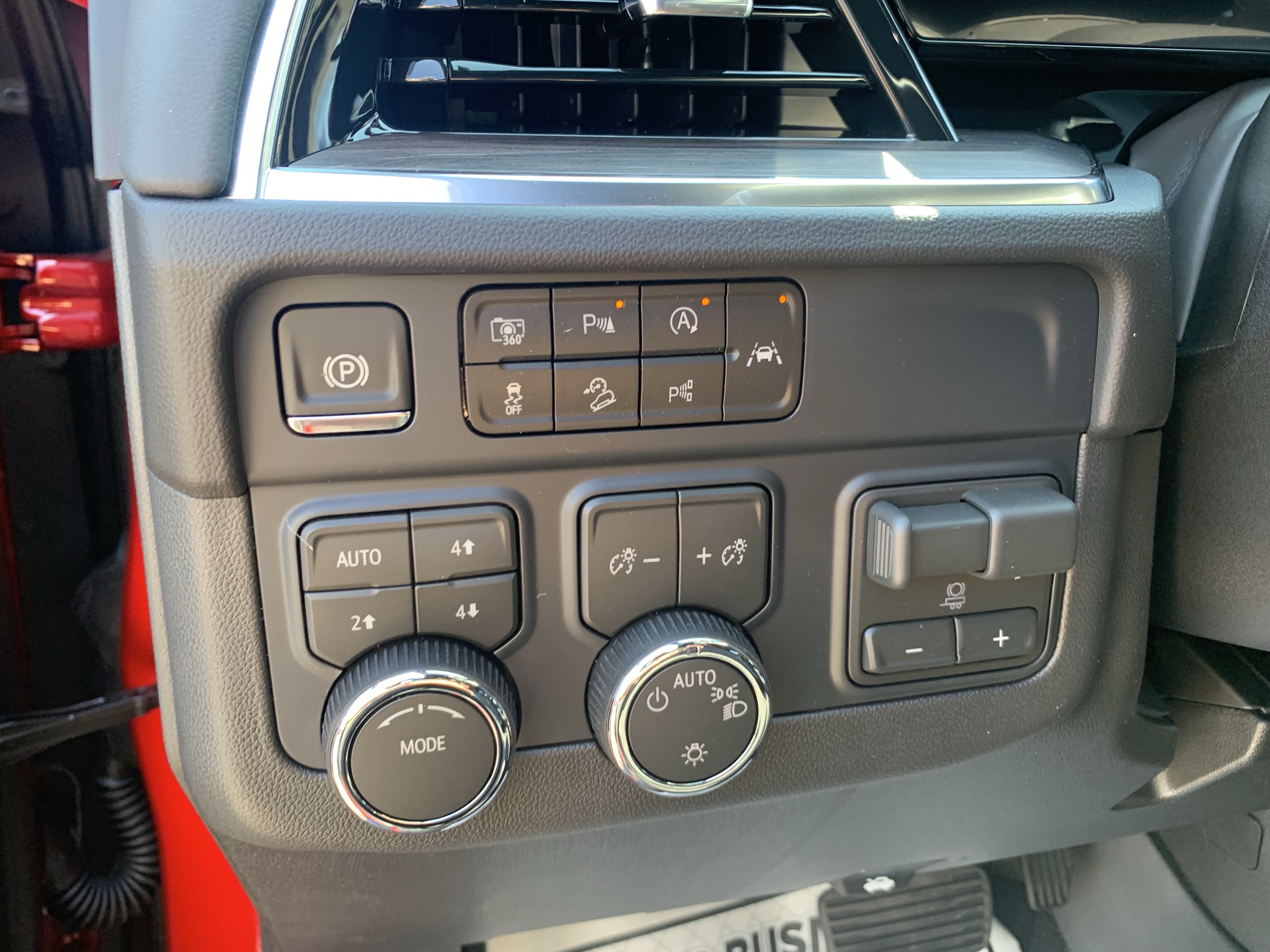 New 2026 Chevrolet Tahoe LS AWD/4WD image 11