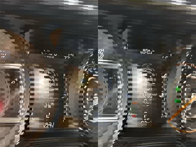 Used 2024 Jeep Wrangler Sahara image 16