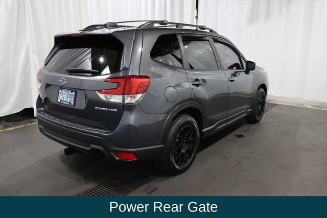 Used 2020 Subaru Forester Premium AWD/4WD image 3