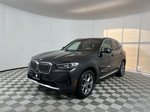 Used 2023 BMW X3 xDrive30i w/ Premium Package image 3
