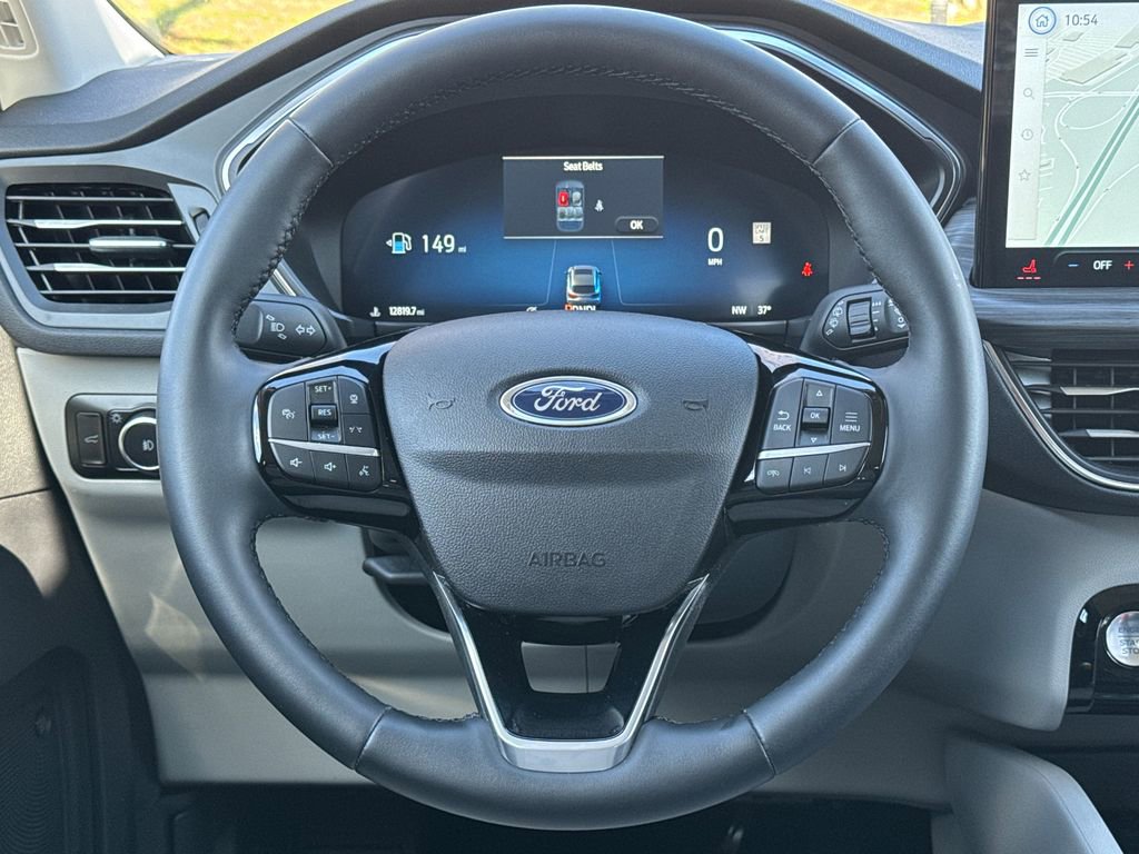 Used 2025 Ford Escape Platinum w/ Premium Technology Package image 15