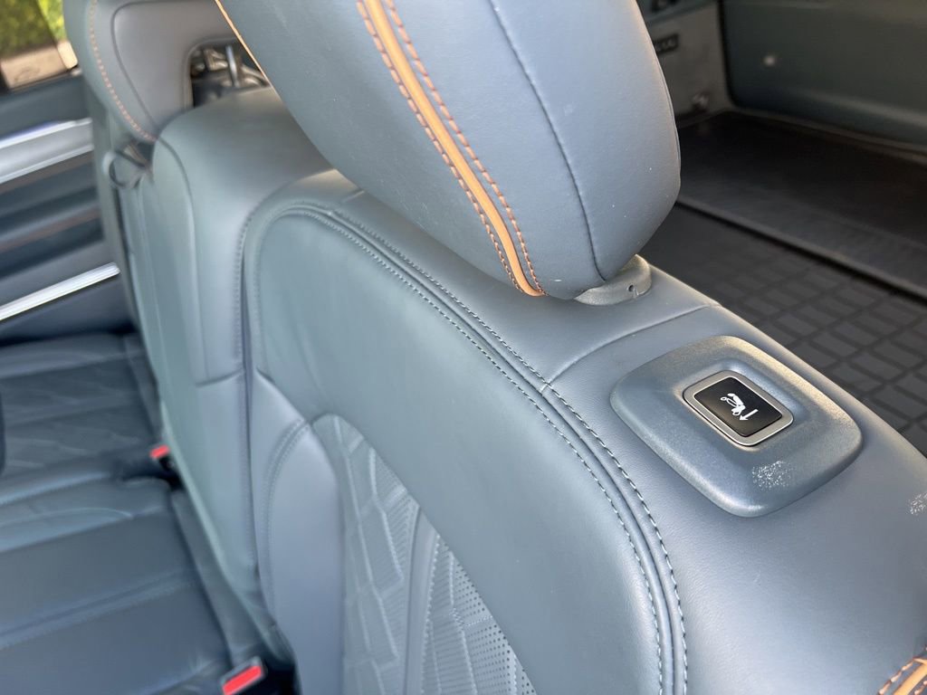 Used 2022 Jeep Grand Wagoneer Series III w/ Flexible Seating Group image 57