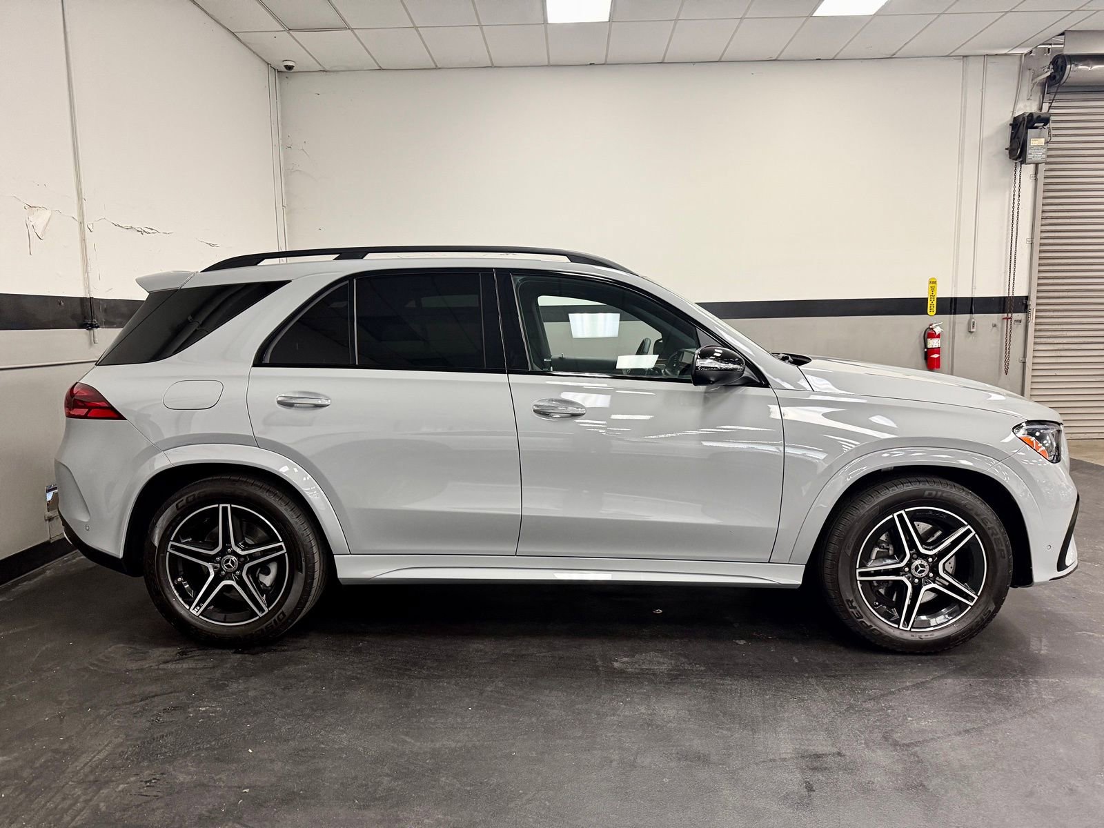 Used 2025 Mercedes-Benz GLE 450 4MATIC image 5
