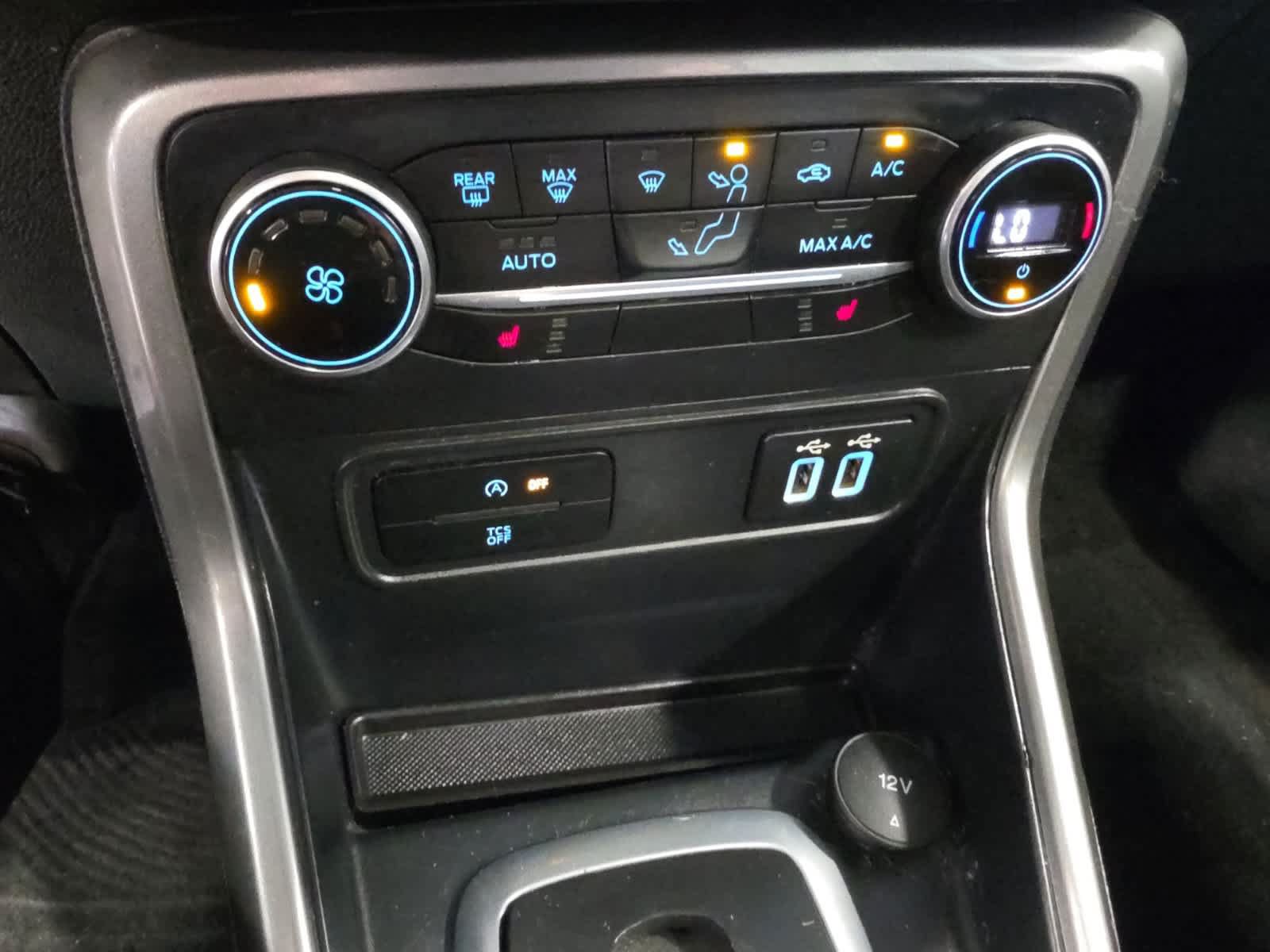 Used 2018 Ford EcoSport SE w/ SE Convenience Package AWD/4WD image 27