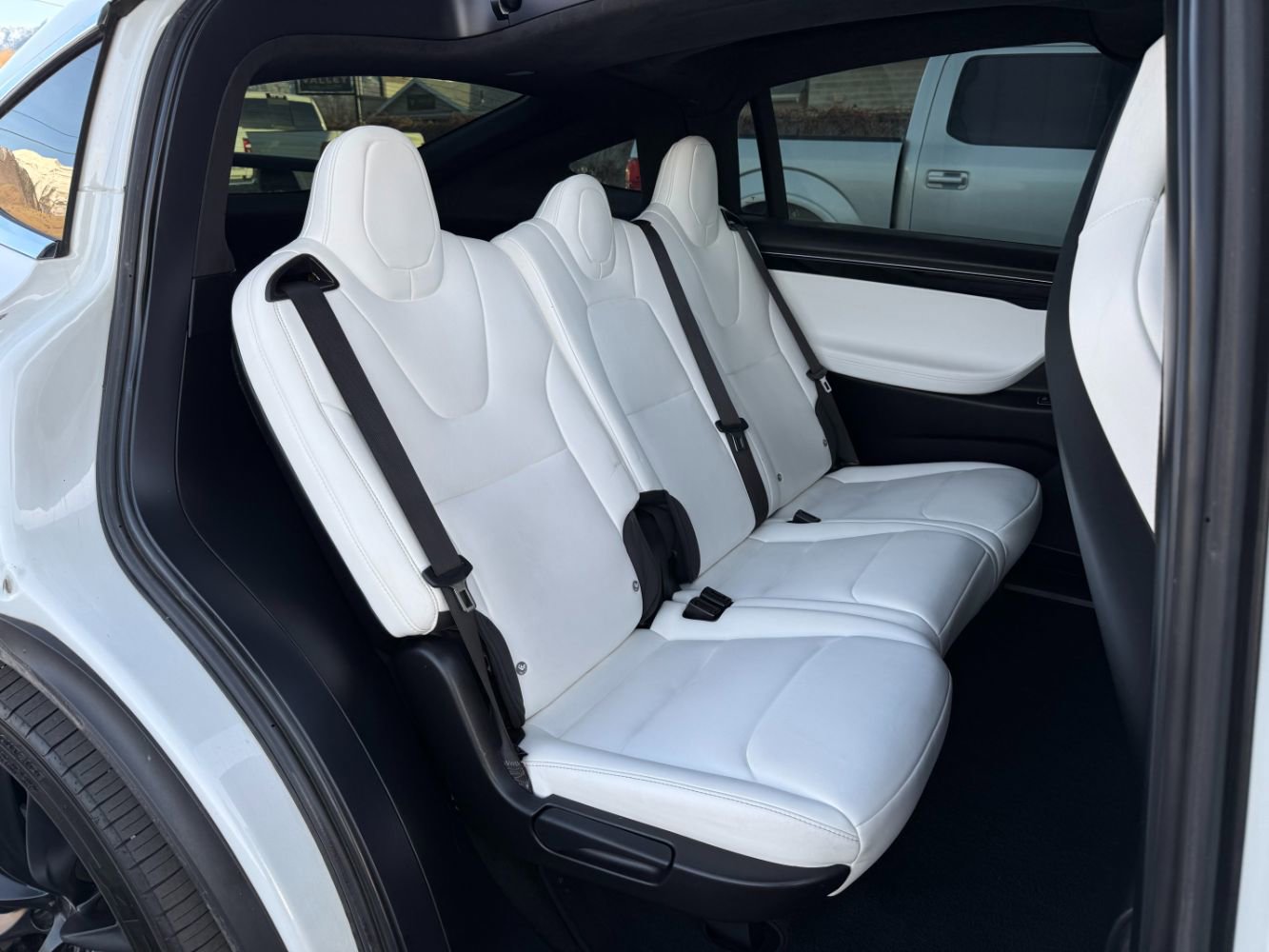 Used 2018 Tesla Model X 100D AWD/4WD image 22