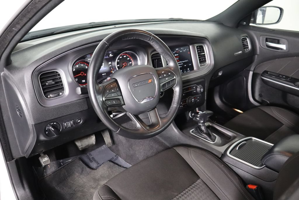 Used 2023 Dodge Charger SXT w/ Cold Weather Package RWD image 25