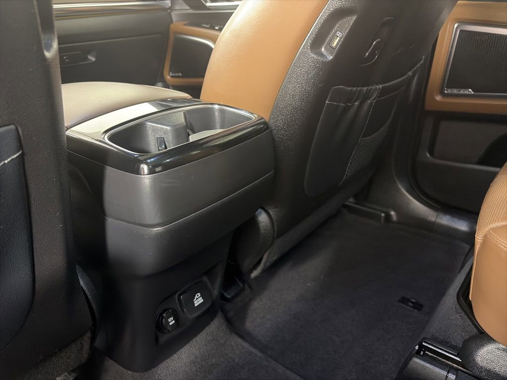 Used 2022 Kia Telluride SX w/ SX Prestige Package image 15