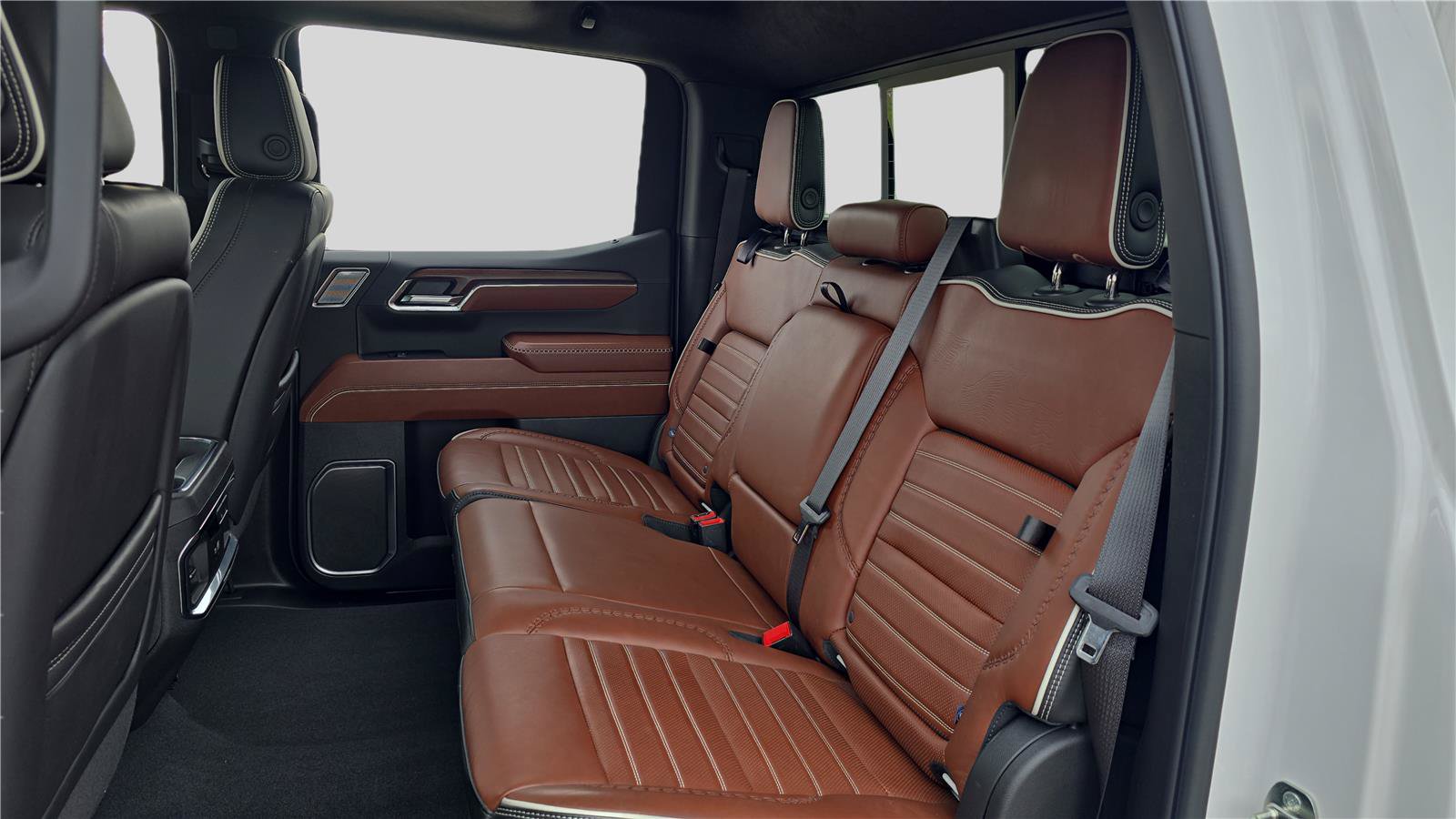 Used 2024 GMC Sierra 1500 Denali Ultimate AWD/4WD image 18