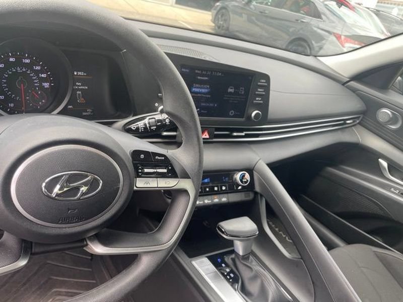 Used 2023 Hyundai Elantra SEL FWD image 24