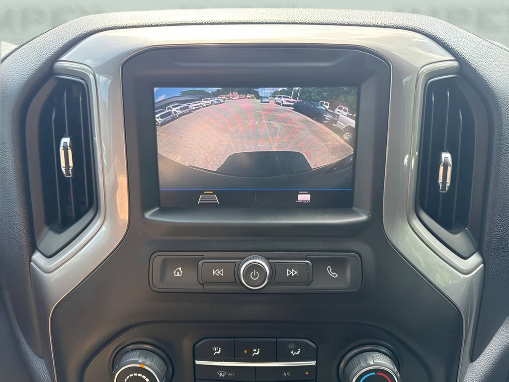 Used 2020 Chevrolet Silverado 1500 Custom w/ Custom Value Package AWD/4WD image 18