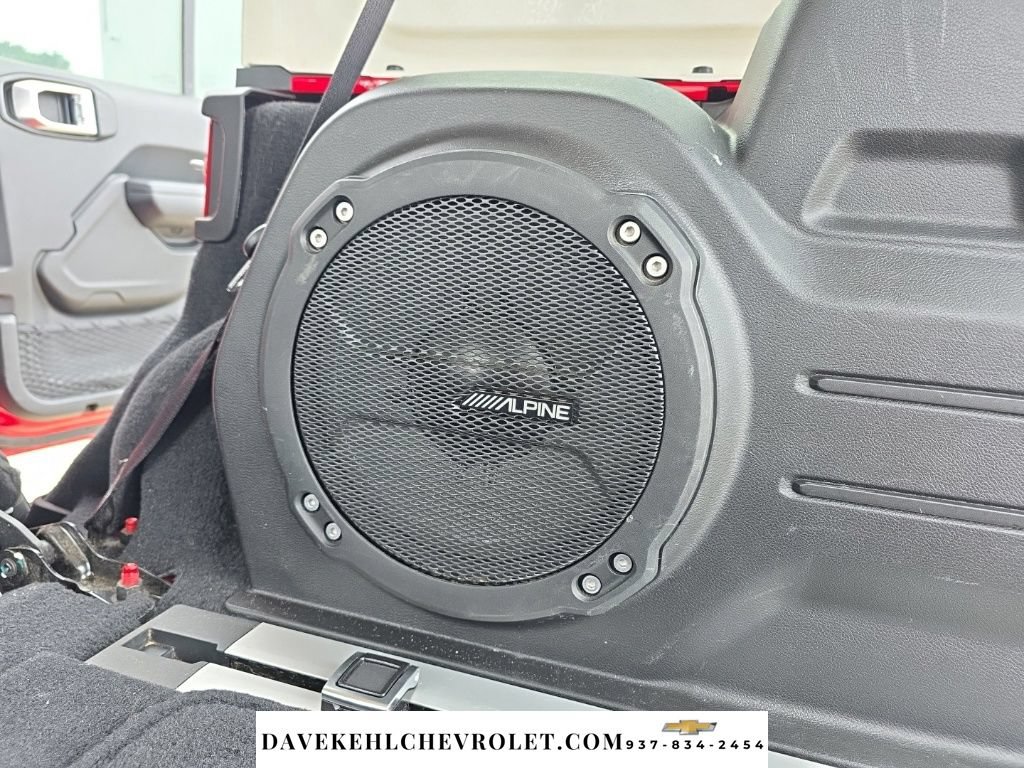 Used 2019 Jeep Wrangler Unlimited Rubicon w/ Dual Top Group AWD/4WD image 36