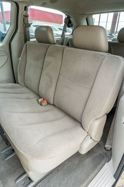 Used 2005 Dodge Grand Caravan SE w/ Popular Equipment Group I image 29