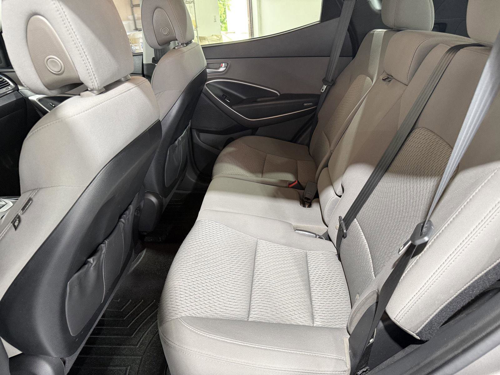 Used 2016 Hyundai Santa Fe Sport FWD image 23