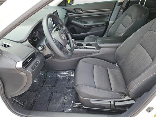 Certified 2025 Nissan Altima 2.5 S FWD image 19