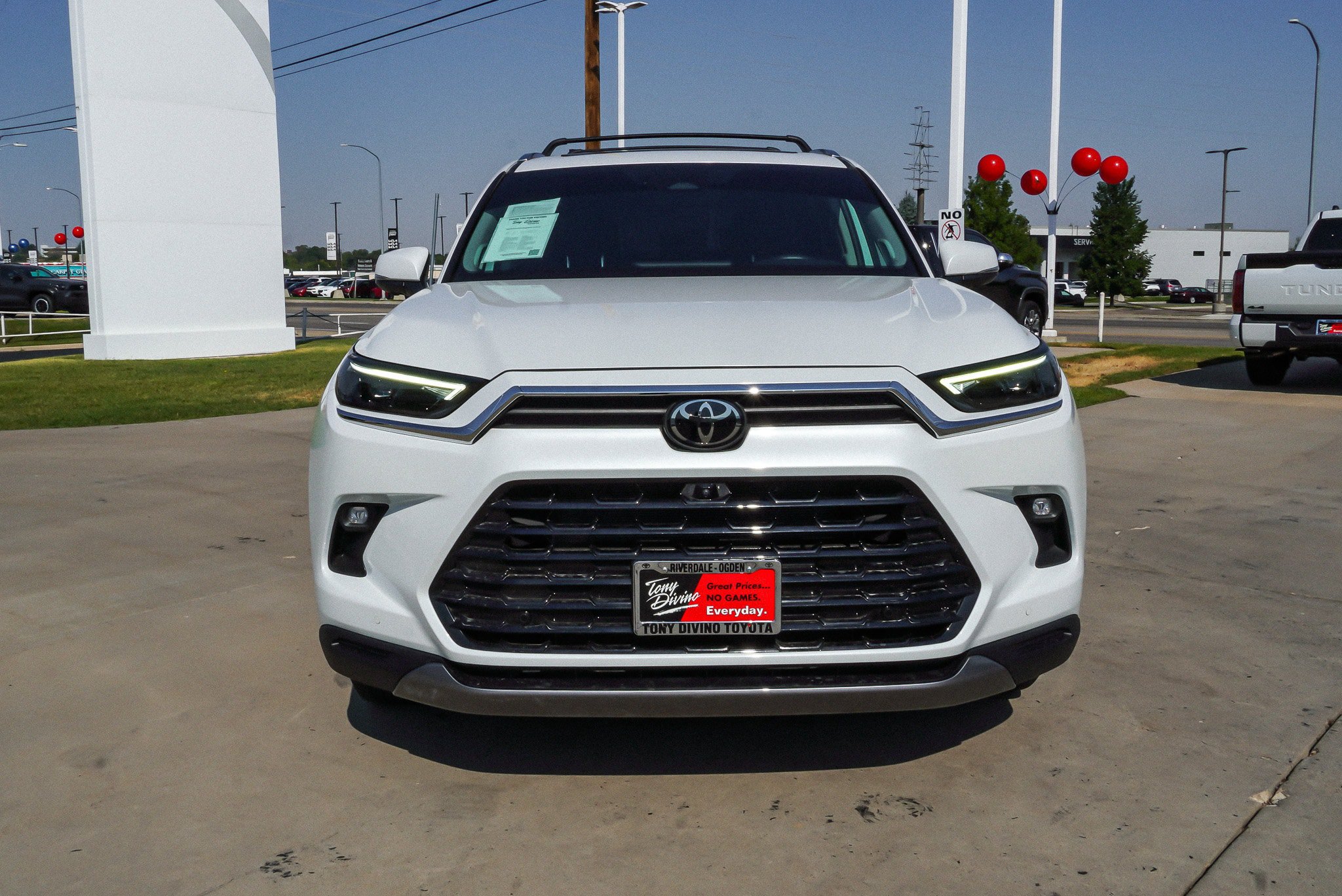 Certified 2025 Toyota Grand Highlander AWD image 3