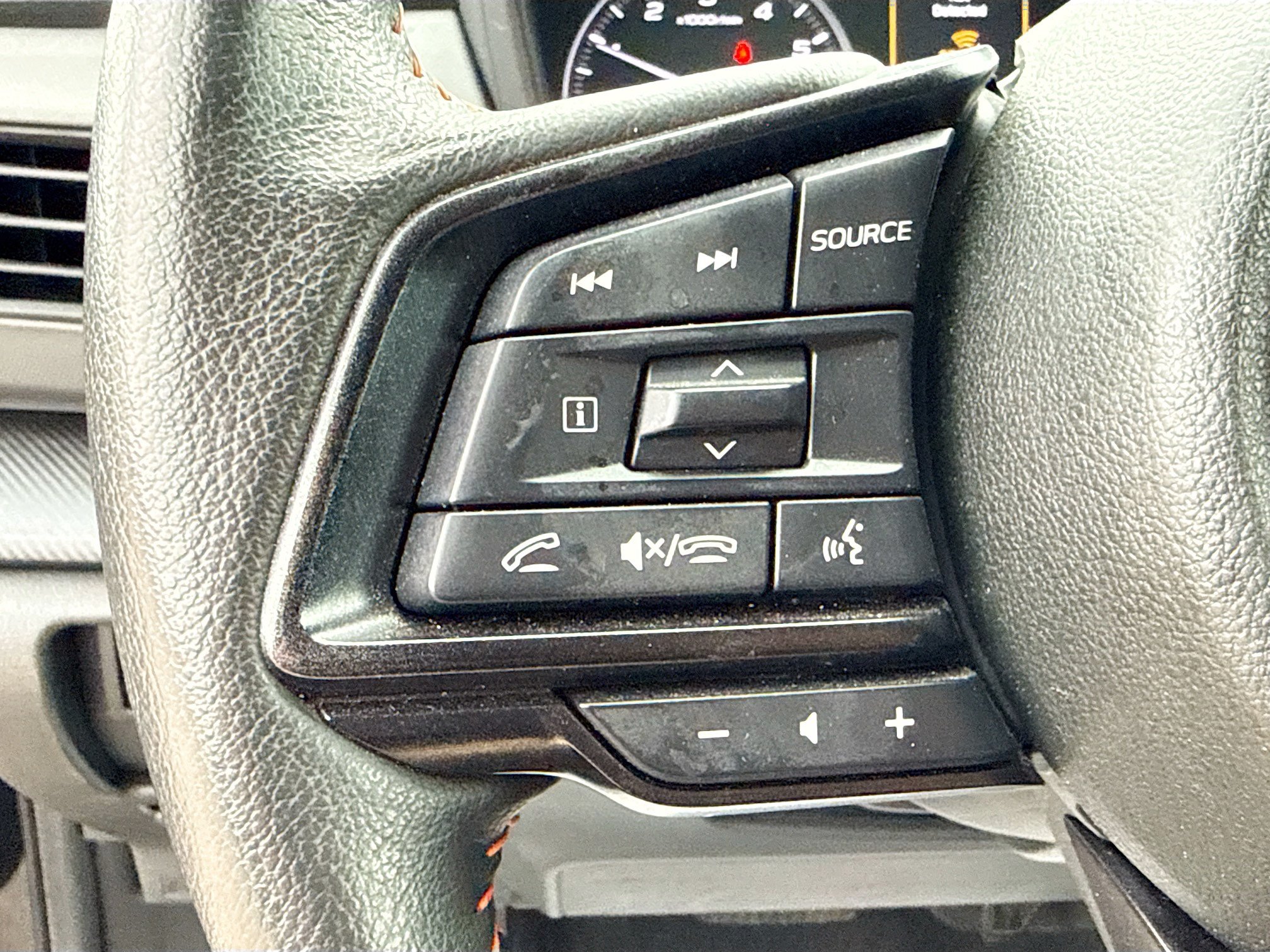 Certified 2024 Subaru Crosstrek 2.5i Limited AWD/4WD image 36