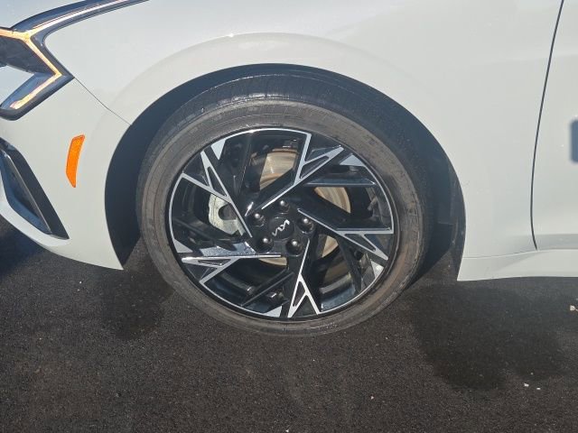 Used 2025 Kia K5 GT-Line image 11