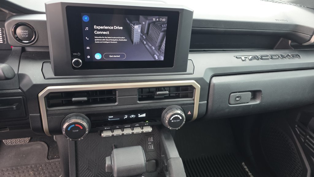 Used 2025 Toyota Tacoma SR RWD image 27