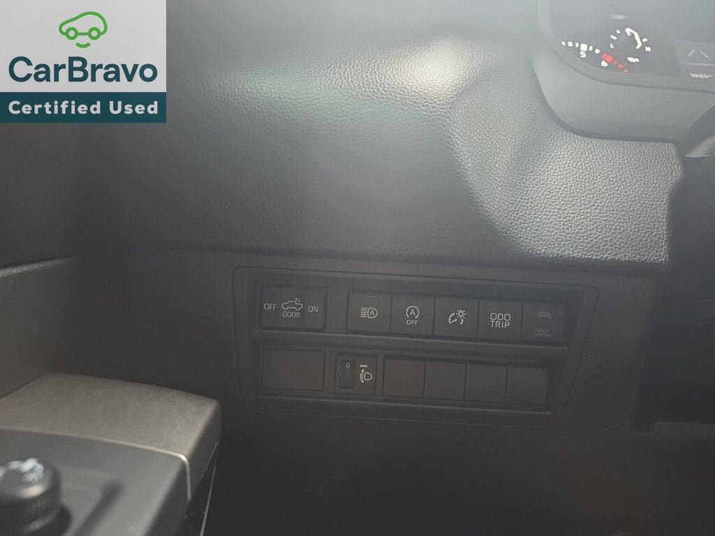 Used 2025 Toyota Tundra SR5 AWD/4WD image 18