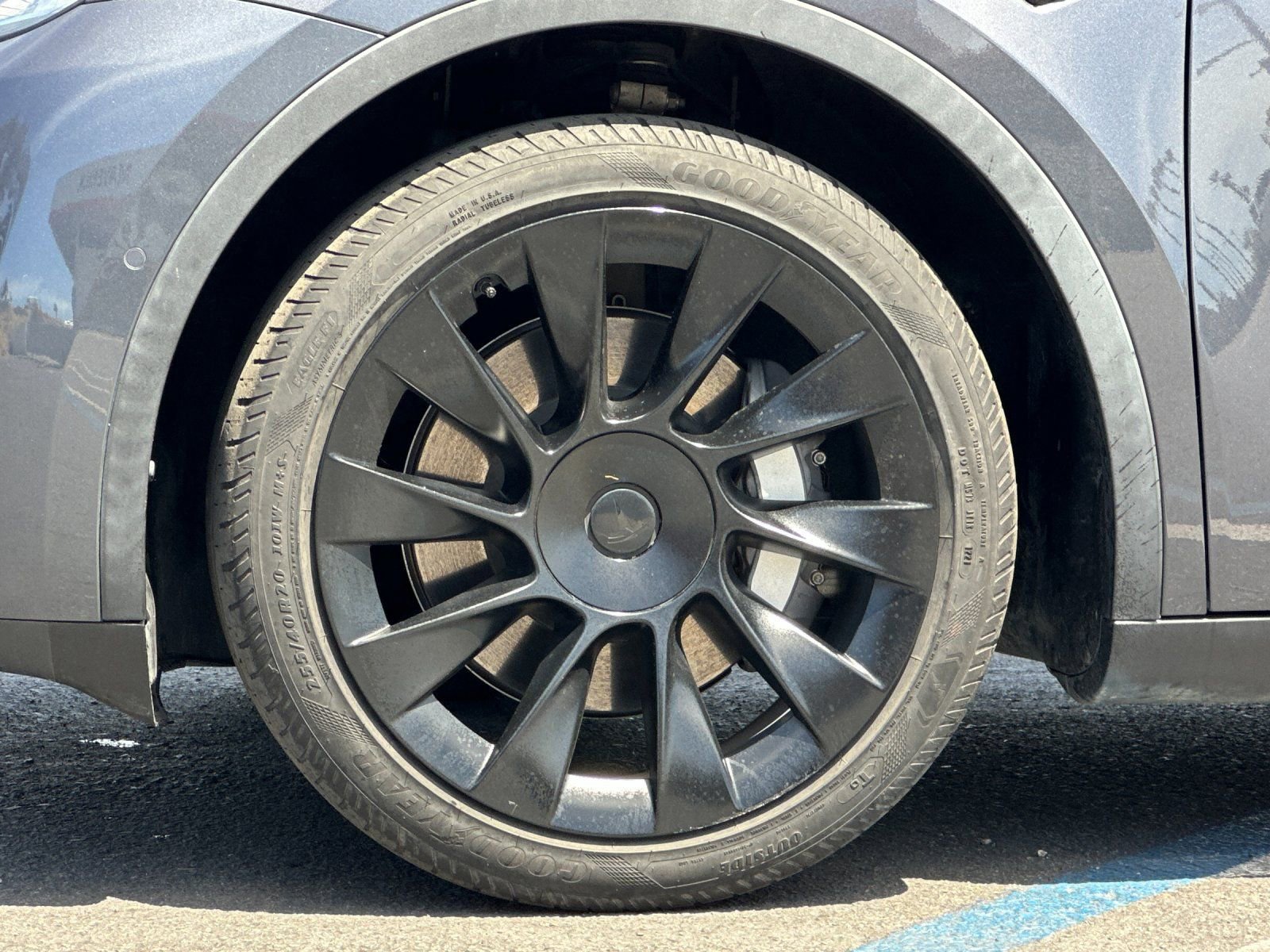 Used 2021 Tesla Model Y 2WD image 24