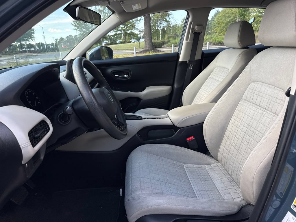 Certified 2024 Honda HR-V LX image 13
