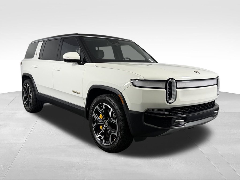 Used 2023 Rivian R1S Adventure Quad AWD/4WD image 4