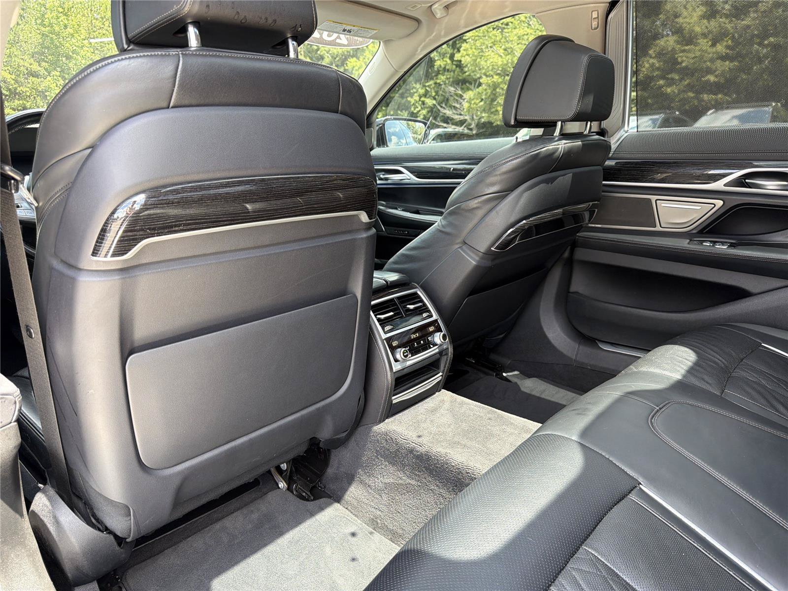 Used 2020 BMW 740i xDrive w/ Premium Package AWD/4WD image 20